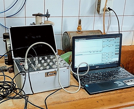 Computadora de escritorio sobre superficie de madera

El contenido generado por IA puede ser incorrecto.